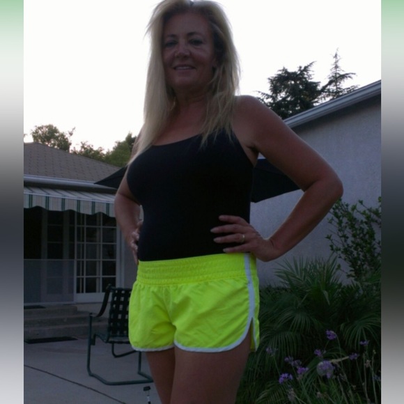 Meet your Posher, Susan - Picture 16 of 16